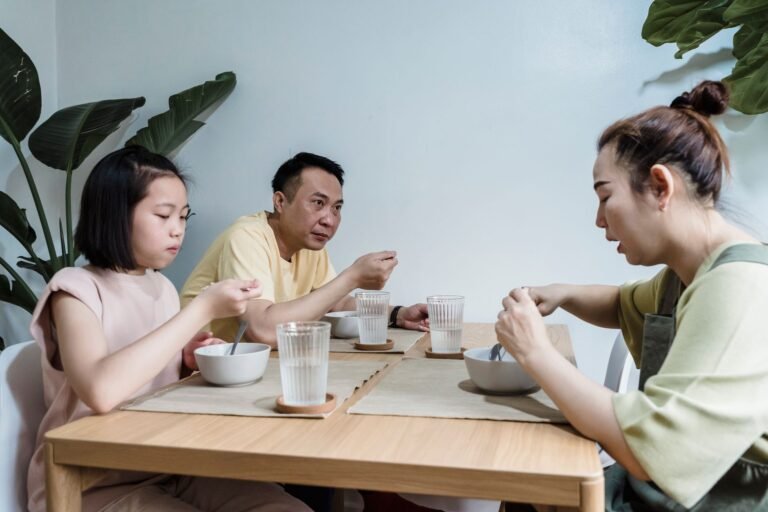 How to Meal Plan for a Family of Four in 30 Minutes Weekly - Family-Flourish