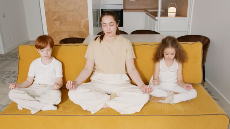 A bright lifestyle photo depicting 7 daily mindfulness rituals strengthen family bond.