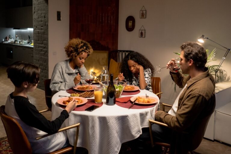 Unlock Stress-Free Evenings with Creative Family Meal Planning - Family-Flourish