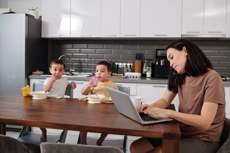 A bright lifestyle photo depicting 7 daily habits busy parents use build stronger family connections today.