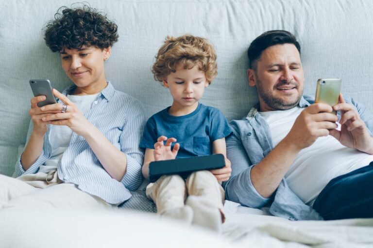 A bright lifestyle photo depicting 7 family rituals that build connection and reduce screen time good.